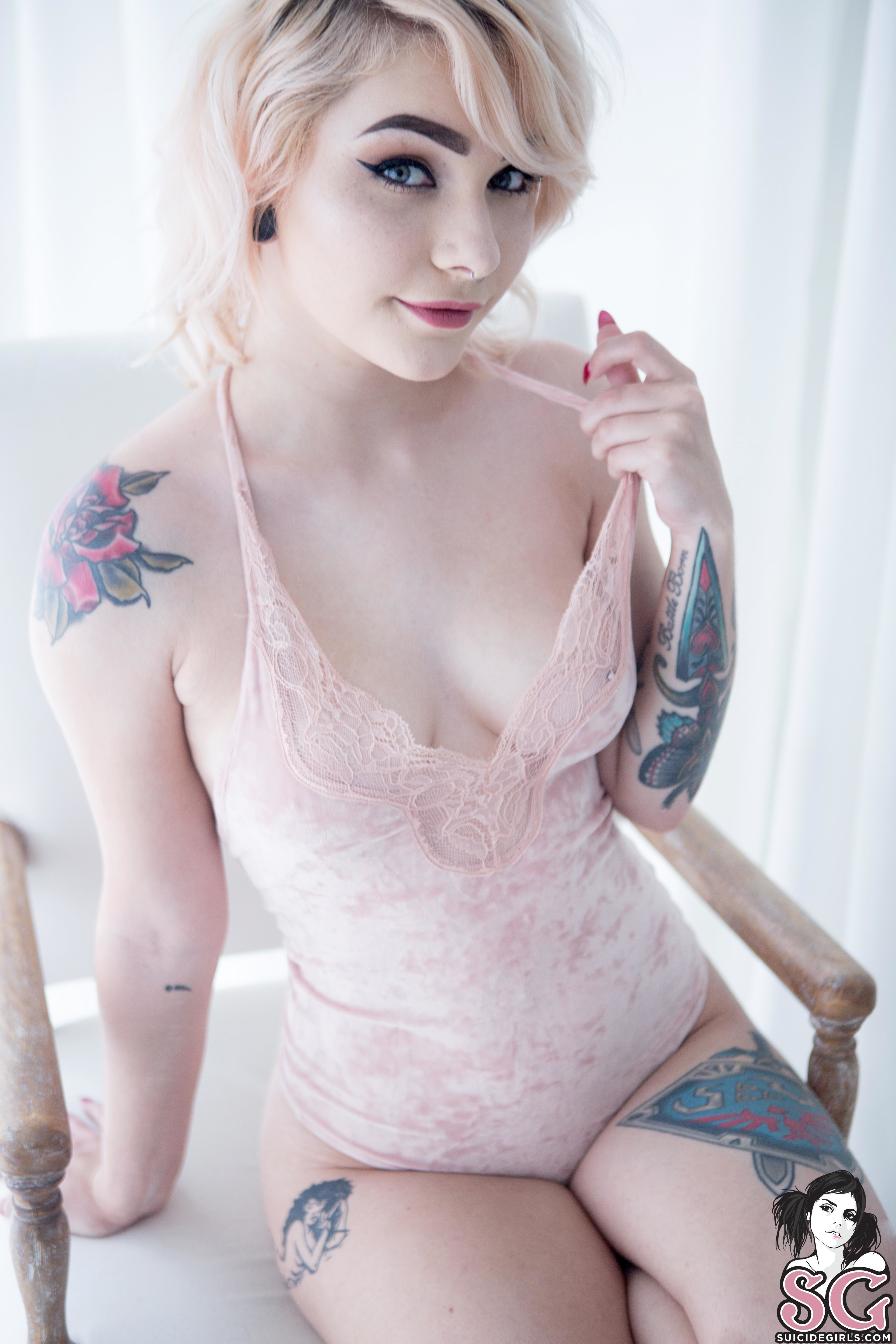 Image Pale Shaved Blonde Elise Tails with Pierced Nipples from SuicideGirls...
