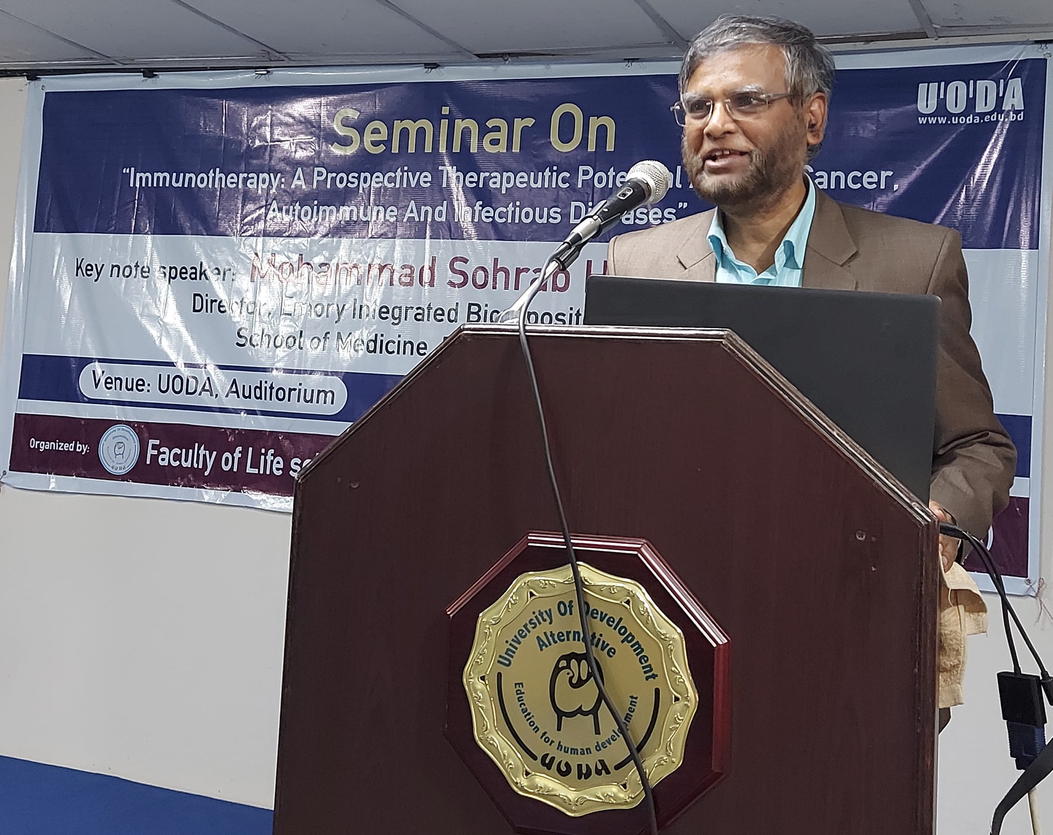 Seminar on Immunotherapy: a Prospective Therapeutic Potential Against Cancer