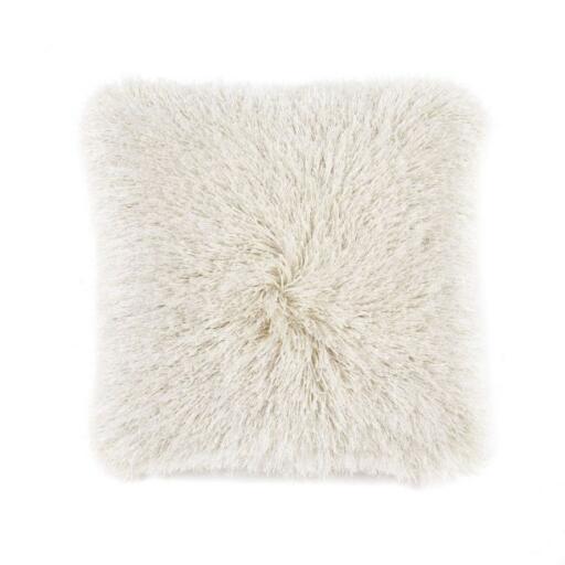 Amplify the style quotient of your home with our Extravagance Ivory Shaggy Cushion.

Shop Now - https://www.therugshopuk.co.uk/extravagance-ivory-shaggy-cushion-rgc10804.html