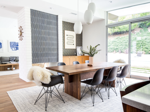 Dining area is often thought of as a more formal space in the home. Today's modern families tend to take a more casual approach to gathering for meals. It becomes important to have an impressive dining room light when you're having a party at your house. It shows your lifestyle and living standard.
https://interiordesignstyles.mystrikingly.com/blog/dining-room-lighting-ideas-for-a-well-lit-space-you-ll-want-to-copy