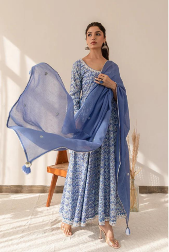 Tara C Tara has a wide range of ethnic dresses for women. Choose from party wear lehengas online to ethnic dresses for weddings for various occasions for more: https://taractara.com/collections/ethnic-dresses