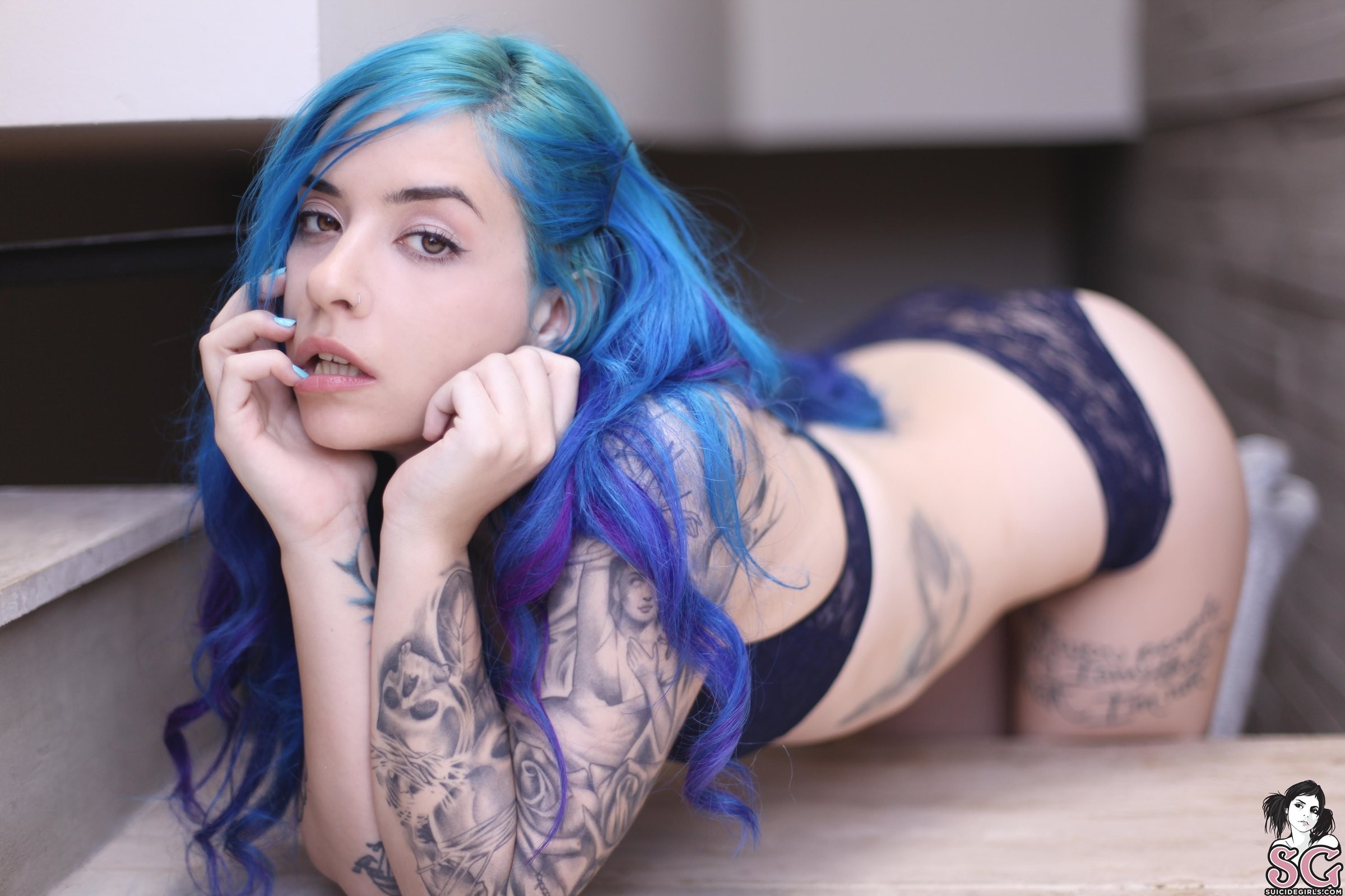 Beautiful Suicide GIrl Saria Sweet Magnolia (9) High resolution lossless iP...