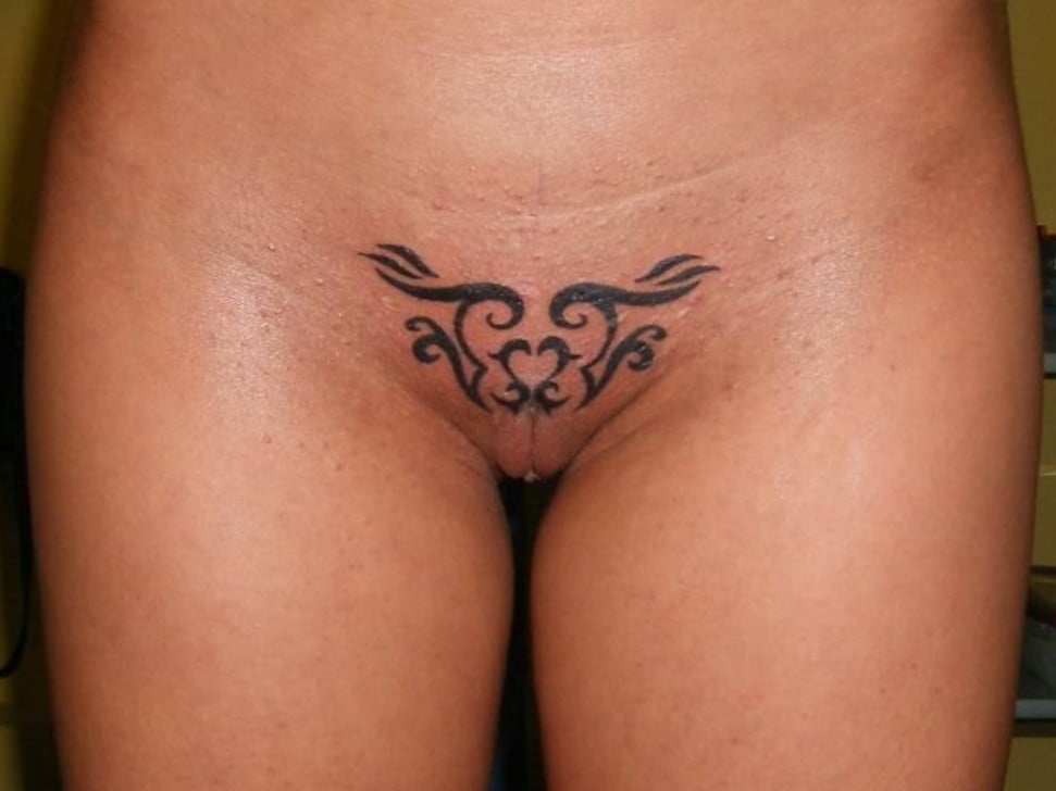 www.CelebTiger.com+Tattooed+Vagina+Close+up+Photos+Tribal+Pussy+Art.